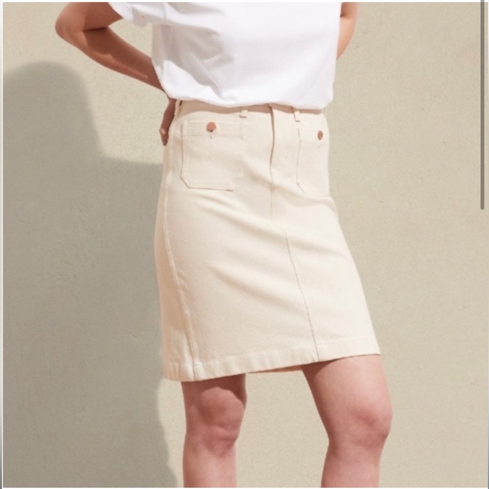 NWOT Banana Republic Patch Pocket Khaki Denim Pencil Skirt- size 12